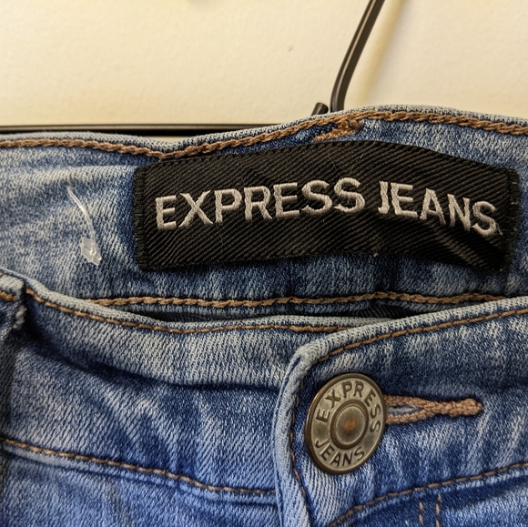 Express Jeans Distressed Ankle Legging - Picture 3 of 4